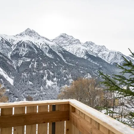 Apartment Chasa Chamuotsch *