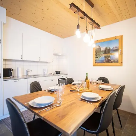 Chasa Chamuotsch Apartment Sent