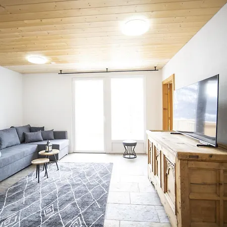 Chasa Chamuotsch Apartment Sent