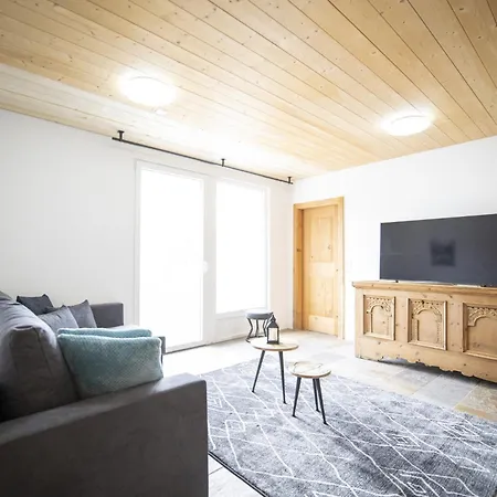 Apartment Chasa Chamuotsch *