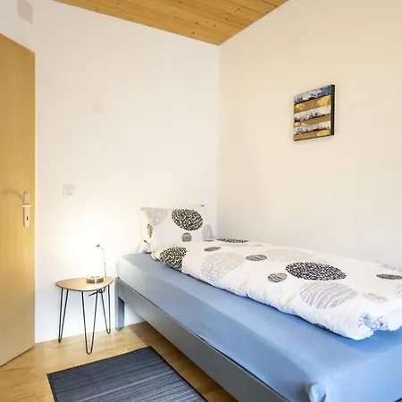 Apartment Chasa Chamuotsch Sent