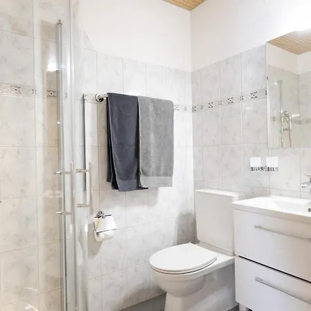 Apartment Chasa Chamuotsch