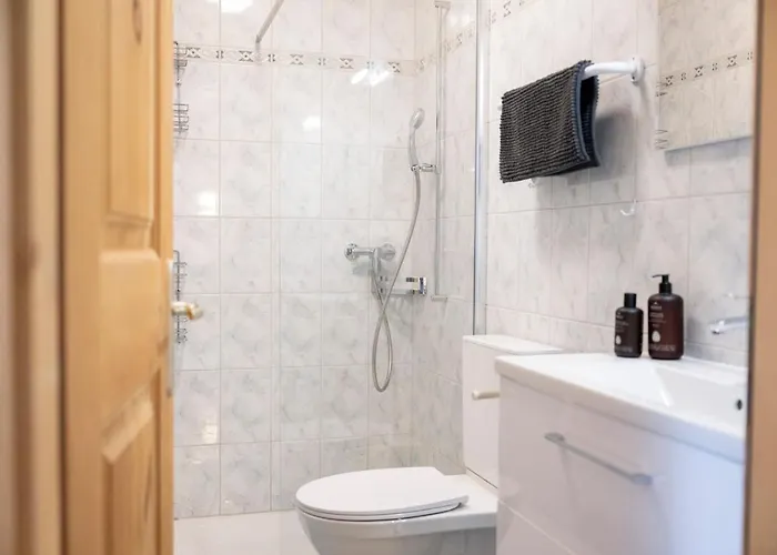 Chasa Chamuotsch Appartement Sent