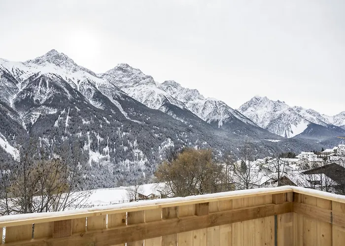 Chasa Chamuotsch Апартаменты *